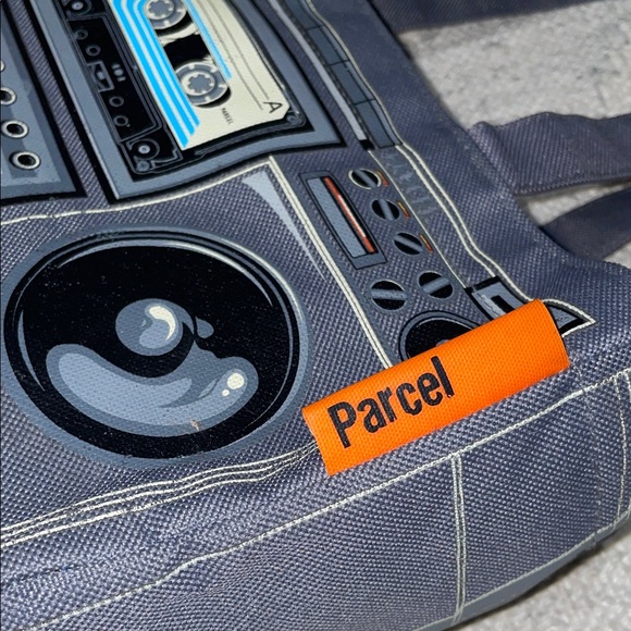 Y2K PARCEL | Loop NYC Stereo Boom Box Cassette Tape Deck Vintage Handbag - gray - Picture 2 of 10
